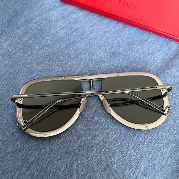 Fendi Aviator Sunglasses